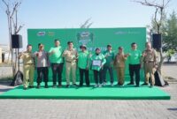 Dokumentasi Penanaman mangrove oleh Nestlé MILO di Pantai Mangunharjo, Semarang (Sumber: VRITIMES.com)