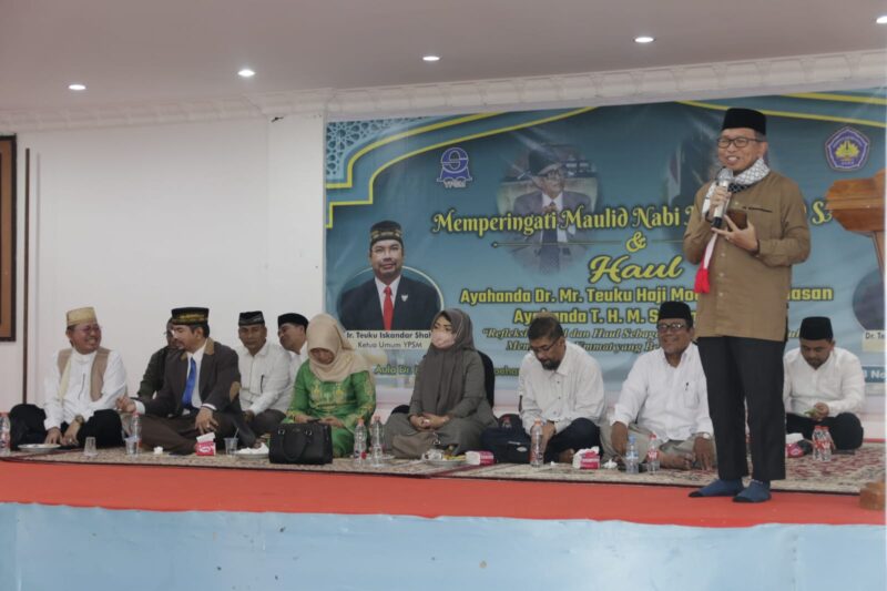 Ustadz Ir. Faizal Ardiansyah, M.Si., menyampaikan Tausiah pada Peringatan Maulid Nabi Muhammad SAW di Kampus USM (dok Humas USM)