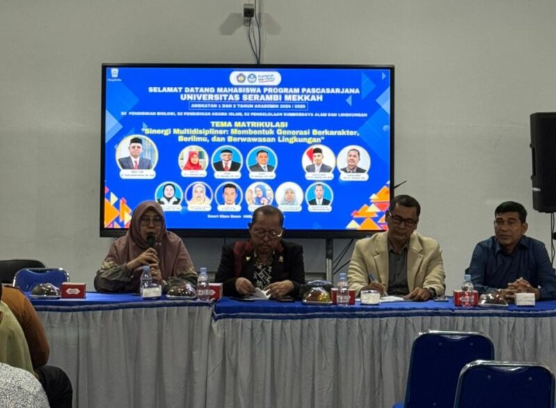 Direktur Pps USM Dr. Ir. Elvitriana, M.Eng., melaporkan kegiatan matrikulasi kepada Rektor USM Dr. Teuku Abdurahman, SH, Sp.N. (dok Humas USM)