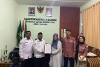 Penandatanganan kerjasama antara Prodi Pendidikan Kimia FKIP USM dengan MAN Kota Sabang (dok Humas USM)