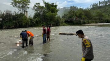 Warga Temukan Mayat di Sungai Desa Penggalangan, Polisi Lakukan Olah TKP