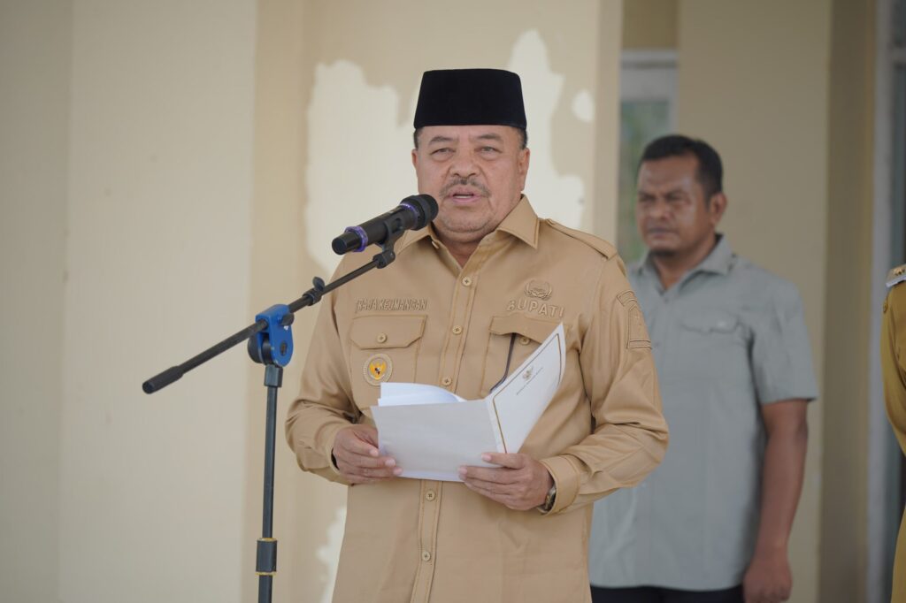 Bupati Nagan Raya, Provinsi Aceh, Dr. TR. Keumangan, S.H., M.H. secara resmi melepas Kontingen Gerakan Pramuka Kwartir Cabang (Kwarcab) Nagan Raya untuk mengikuti Musabaqah Tunas Ramadan (MTR) XXIV