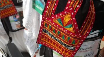 Syal Kerawang Gayo Warnai Keberangkatan Jemaah Haji Asal Gayo Lues