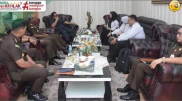 Kajati Aceh Terima Kunjungan Kepala Ombudsman RI Perwakilan Aceh, Bahas Penguatan Sinergi Pengawasan Layanan Publik