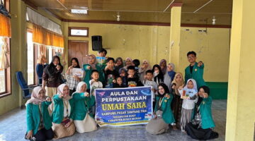 Mahasiswa USK Bangun Budaya Baca dari Pasar Tradisional Bener Meriah