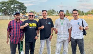 Meneger Team Adam Depok FC Mizwar Didampingi Presiden Adam Depok.