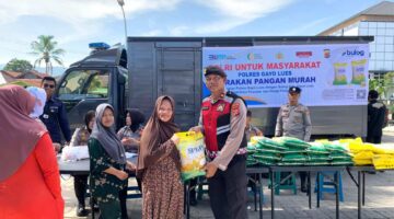 Kapolres Gayo Lues Tekankan Komitmen Jaga Stabilitas Harga Lewat Penyaluran 5 Ton Beras SPHP kepada Masyarakat