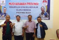 Ilyas M. Harun, SE MM (tengah) Ketua PERSEJASI Aceh terpilih (dok Ist)