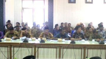 Tingkatkan Kualitas SDM, Bupati Minta Kepala Desa Pantau Proses Belajar dan Hadirkan Layanan Hingga Pelosok