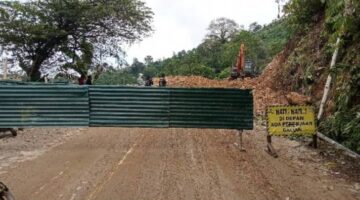 Pekerjaan Perbaikan Jalan Nasional di Singgah Mulo Sebabkan Antrean Akibat Sistem Buka-Tutup