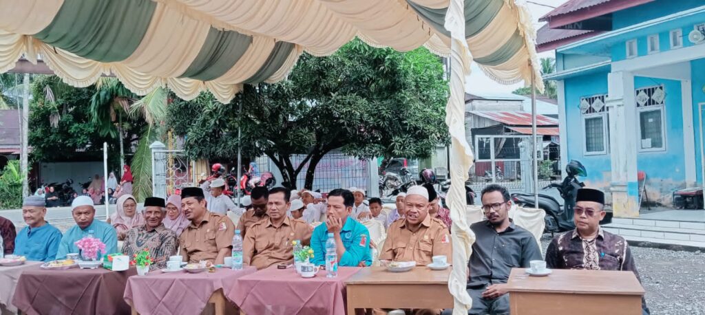 SDN Babah Krueng Kecamatan Beutong Kabupaten Nagan Raya Provinsi Aceh Memperingati Khanduri Maulid Nabi Muhammad SAW 1447.H./2025.M