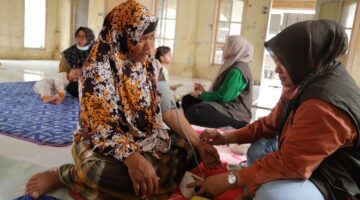 PIKABAS Bank Aceh Salurkan Bantuan Kemanusiaan dan Layanan Kesehatan Spesialis bagi Korban Banjir Aceh