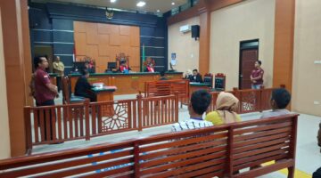 Sidang terdakwa Ardi sahputra pelaku pembunuhan 5 korban meninggal 1 korban luka serius di PN Negeri Kutacane jpu tuntut hukuman Mati. Kamis 22/1/2026..