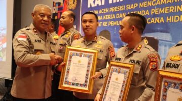 Kapolres Gayo Lues Terima Penghargaan Kapolda Aceh atas Keberhasilan Penanganan Bencana Hidrometeorologi