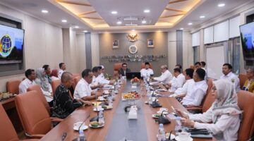 Rakor Bersama para Kepala Daerah di Kalsel, Menteri Nusron: Penentuan Lokasi LP2B Menjadi Kewenangan Daerah