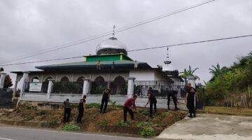 Brimob Polda Aceh, Melaksanakan Bhakti Sosial Dalam Menyambut HUT RI Ke-81